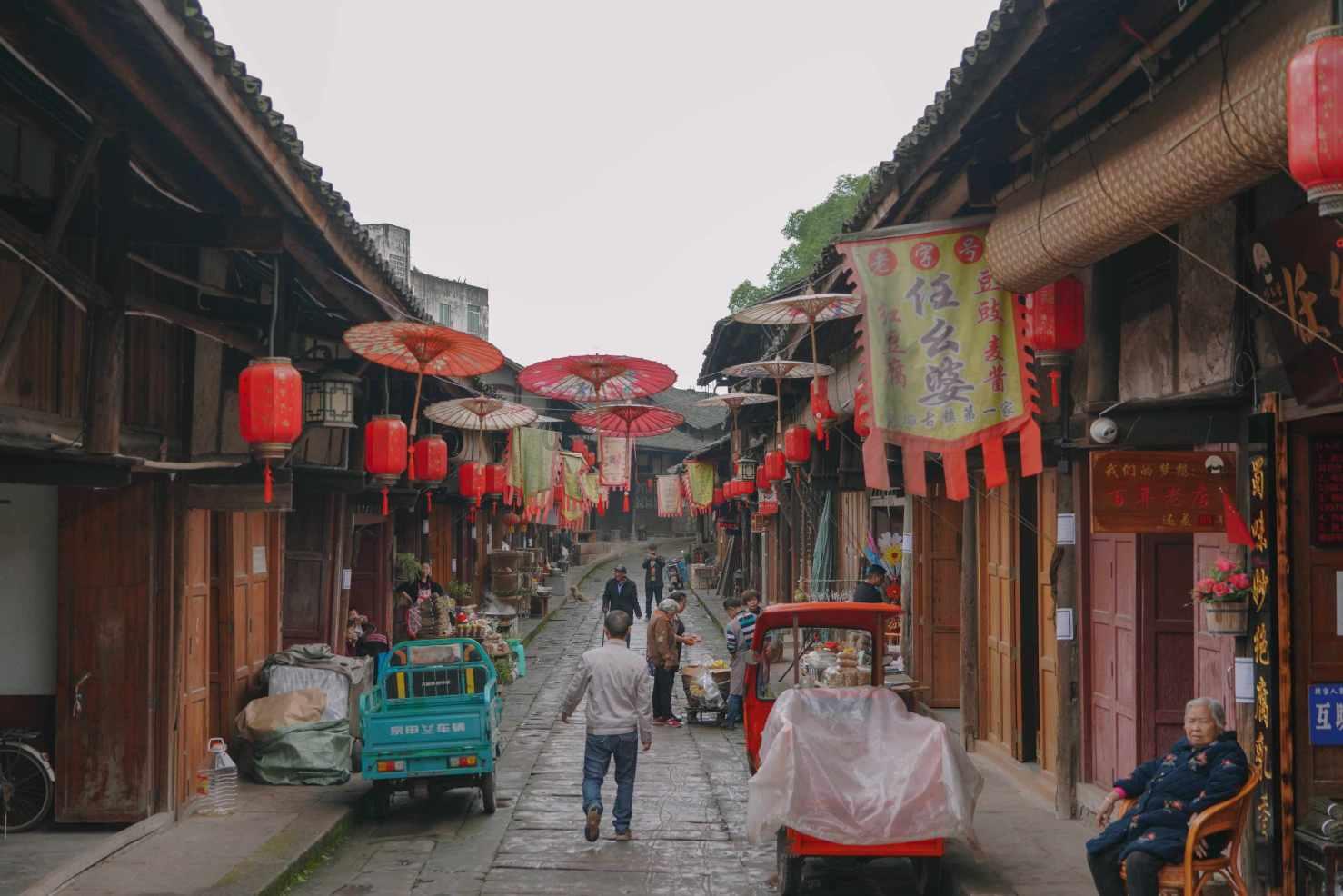 我刚买一台二手车,请问我怎么买保险,需要多少钱啊?APP下载中心,尽享便利